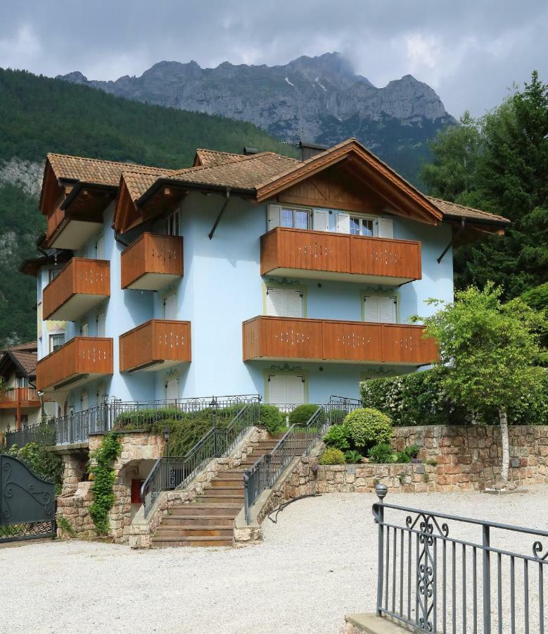 Casa Rubino Lake & Dolomites Molveno Exterior photo